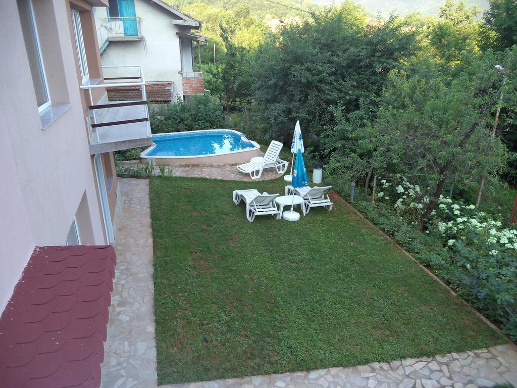 Villa Aqua Правец Екстер'єр фото