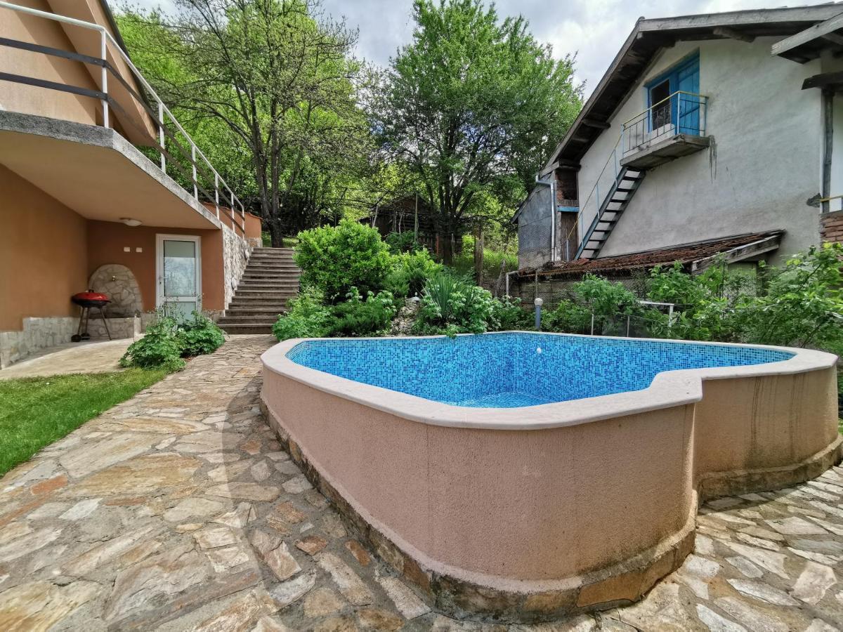 Villa Aqua Правец Екстер'єр фото