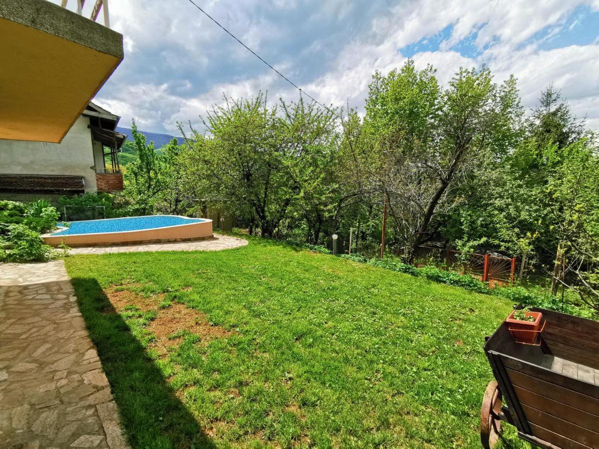 Villa Aqua Правец Екстер'єр фото